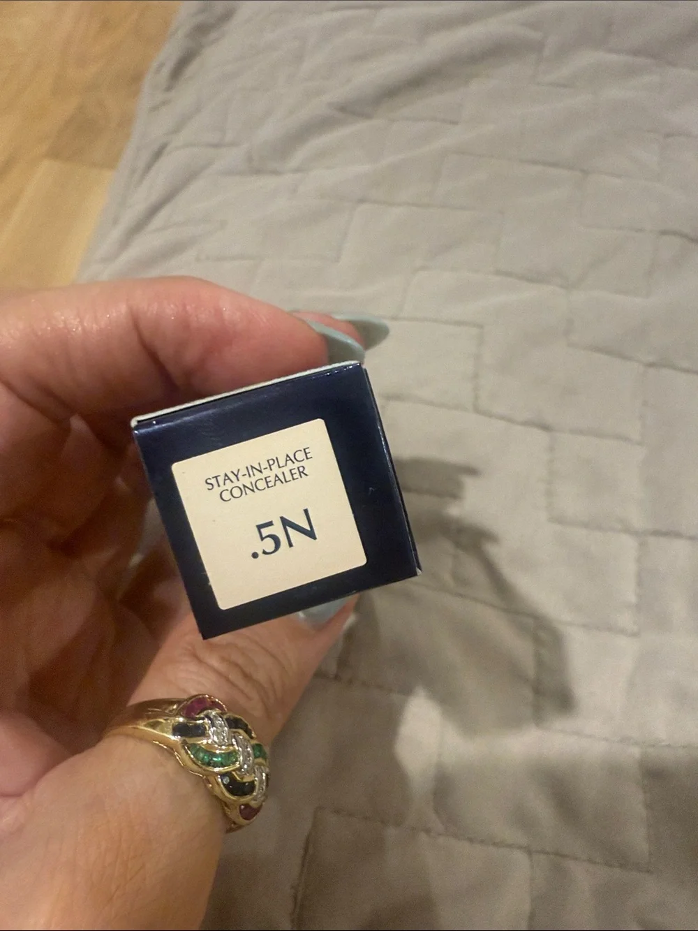 Estee Lauder Double Wear Concealer - Light Peachy Nude